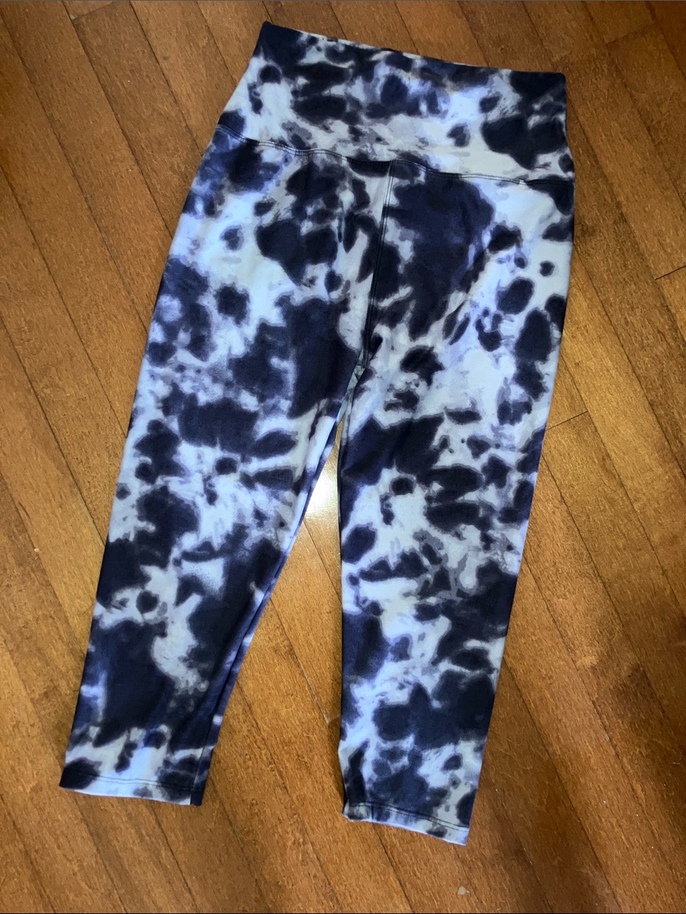 Tie-Dye Active Capri Leggings